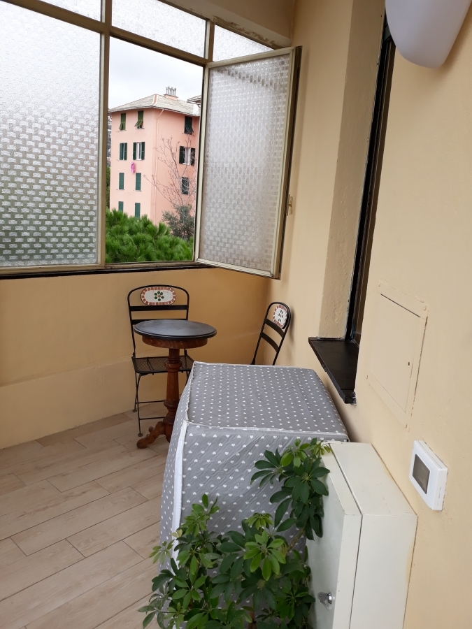 Appartamento in Vendita a Genova via Bottini
