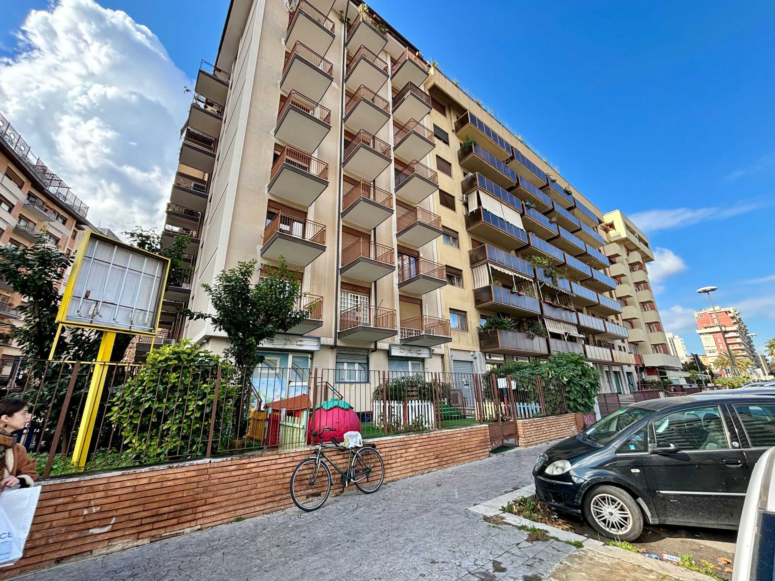 Appartamento in Vendita a Palermo VIALE CROCE ROSSA