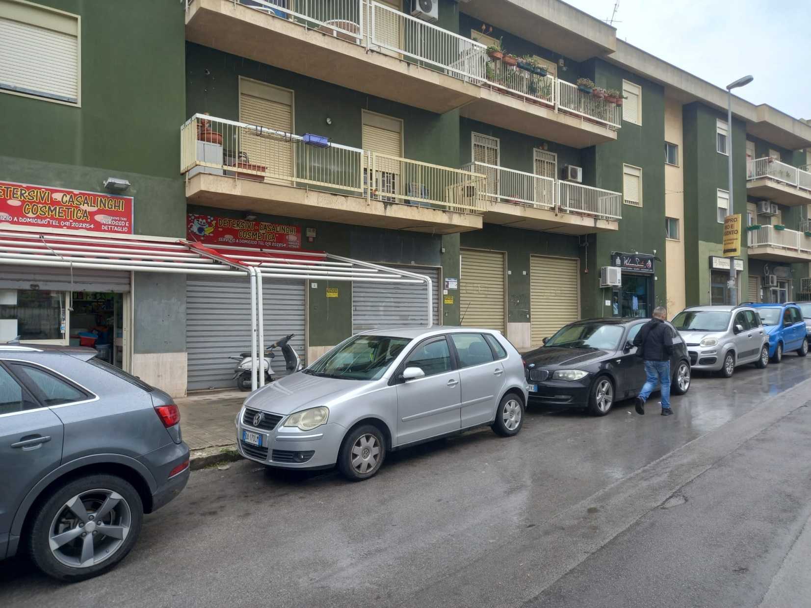 Locale commerciale in Vendita a Palermo Via Inserra