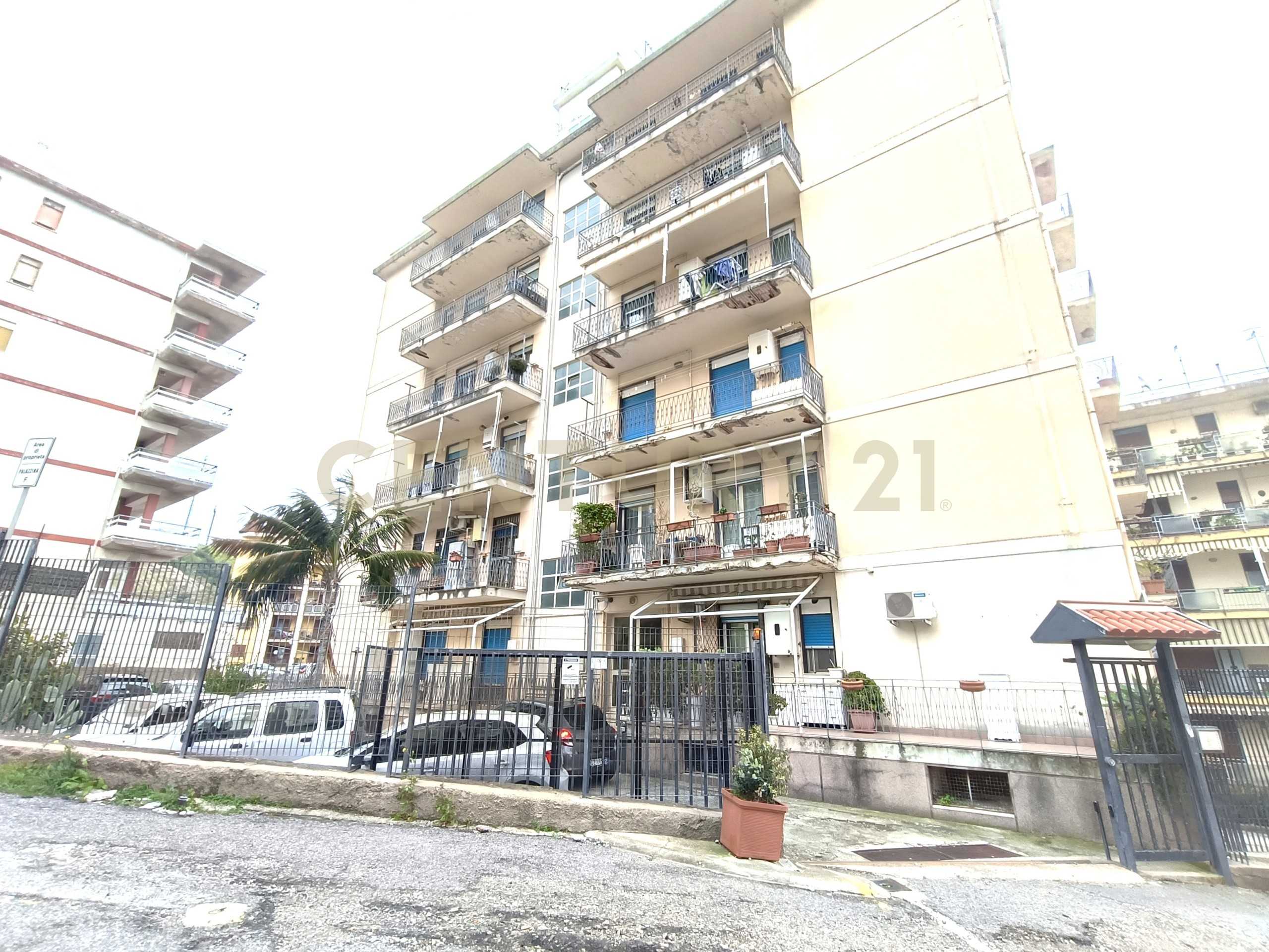Appartamento in Vendita a Messina Strada Panoramica dello Stretto