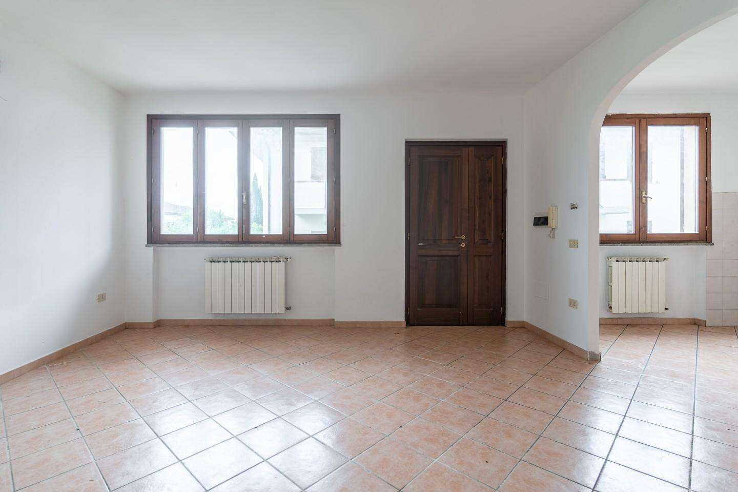 Palazzo - Stabile in Vendita a Cerreto Guidi Via Soldaini, 50050