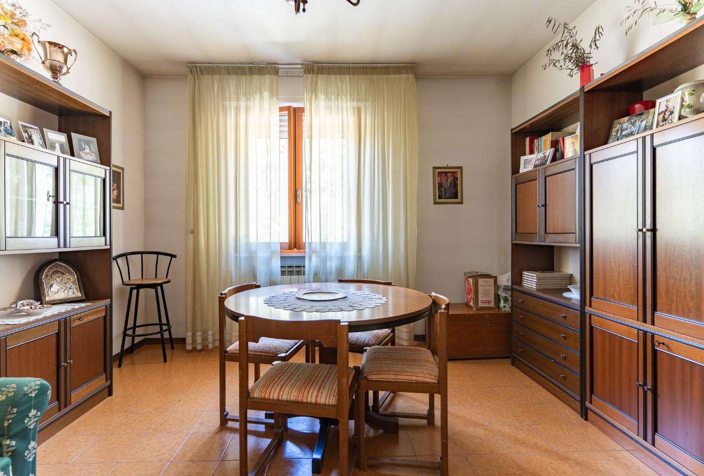 Appartamento in Vendita a Cerreto Guidi Via Dante Alighieri, 50050