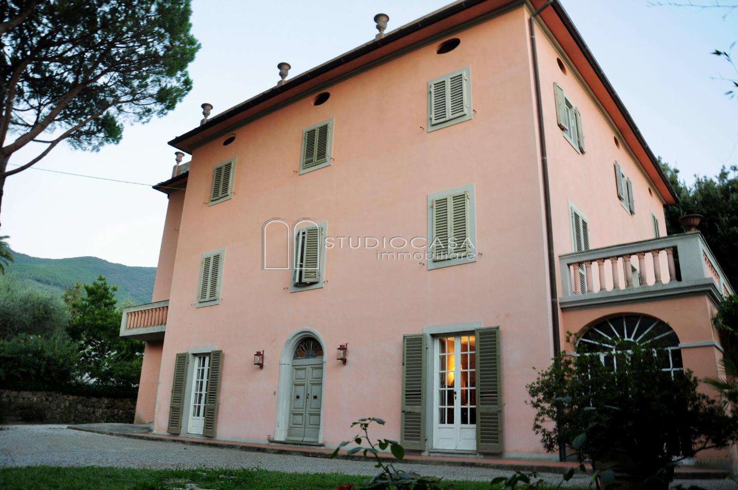 Villa in Vendita a Calci Calci PI,