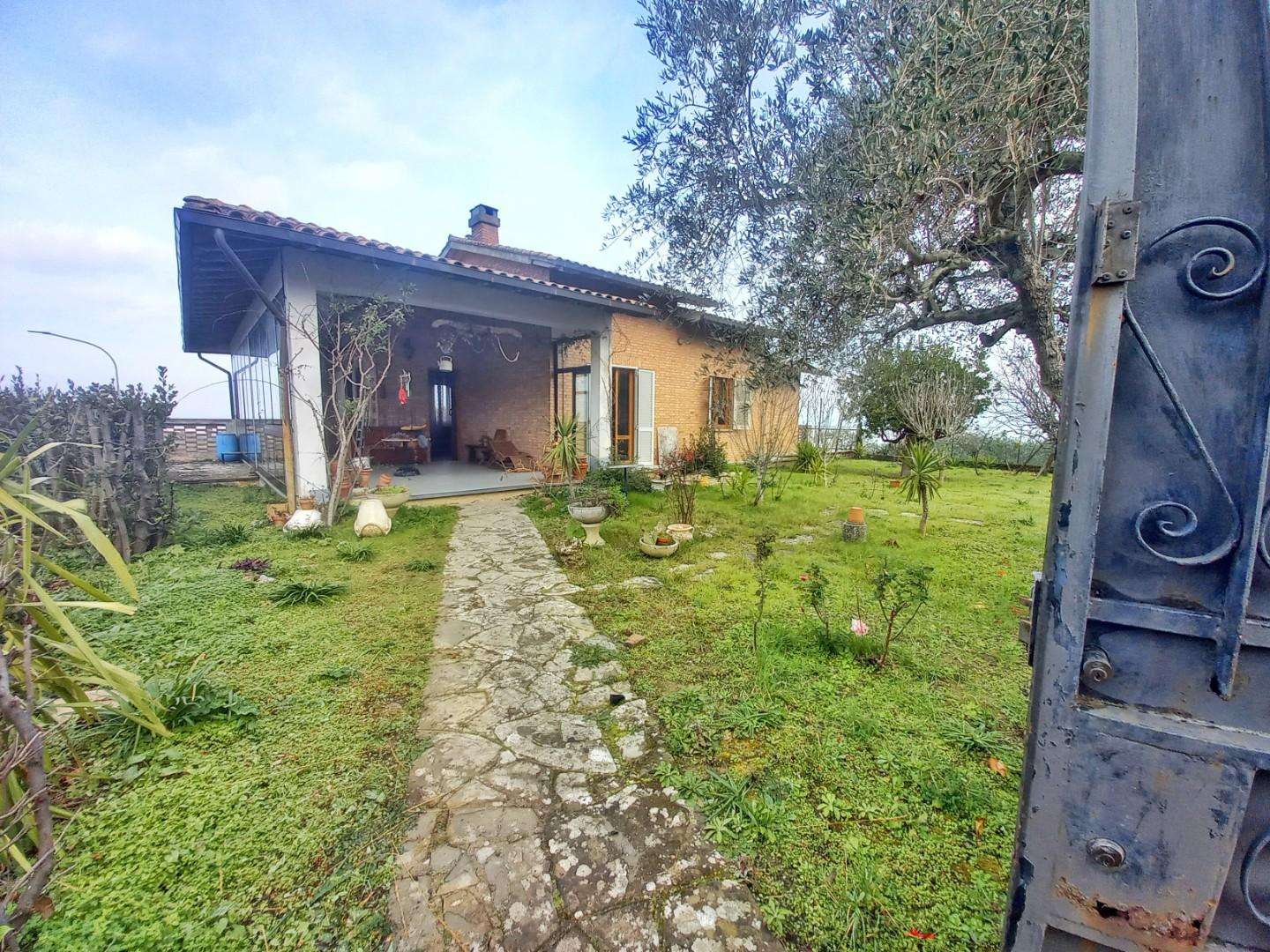 Villa in Vendita a Montaione Via Enrico Berlinguer, 29