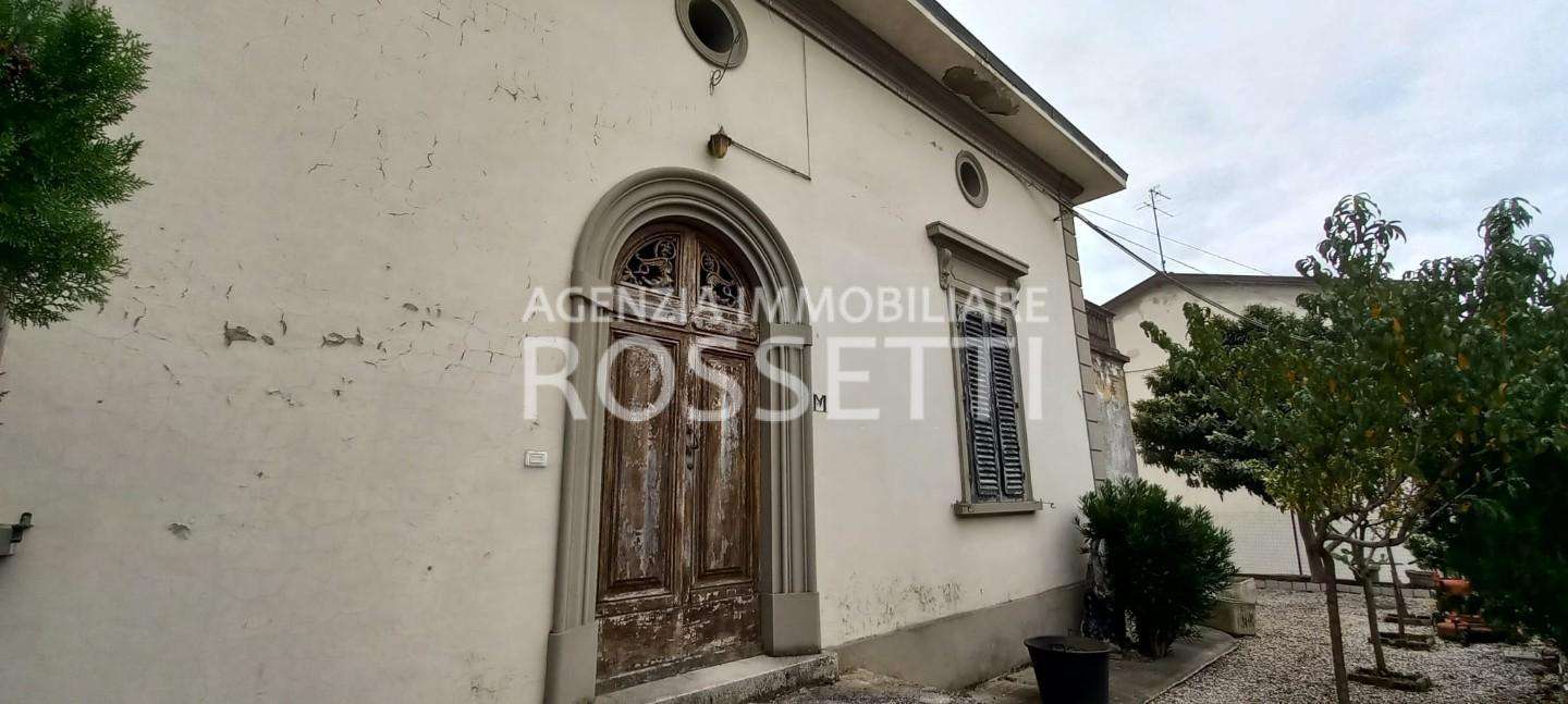 Palazzo - Stabile in Vendita a Cerreto Guidi Via Pianello Val Tidone,