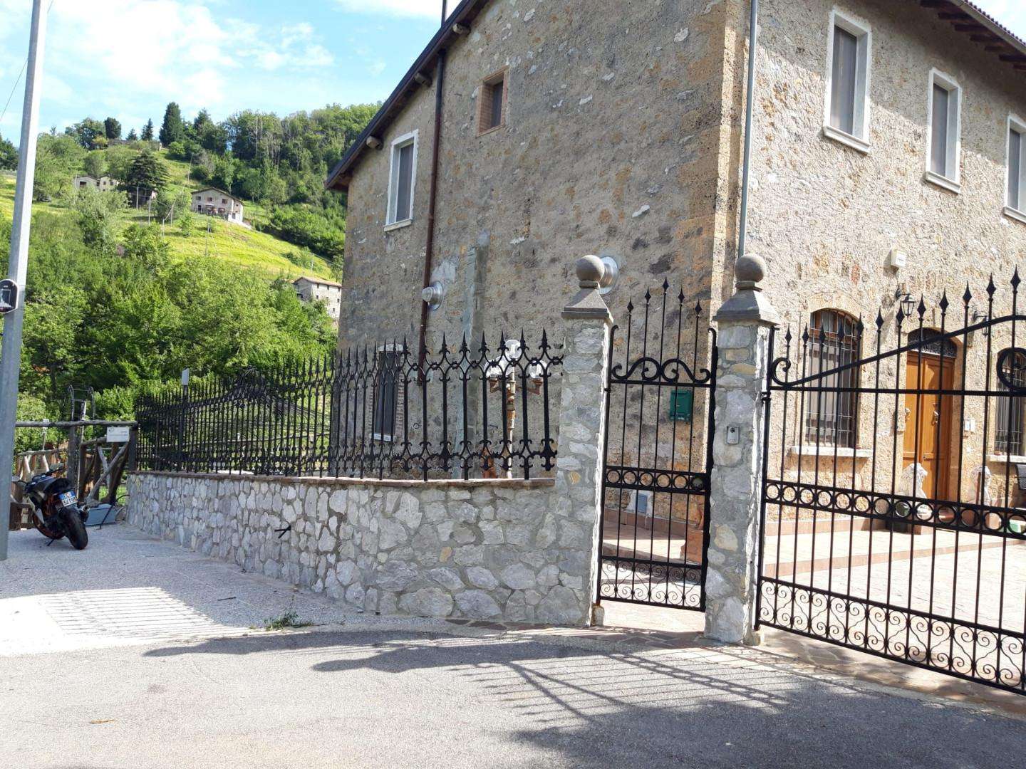 Casale in Vendita a Castelnuovo di Garfagnana Garfagnana