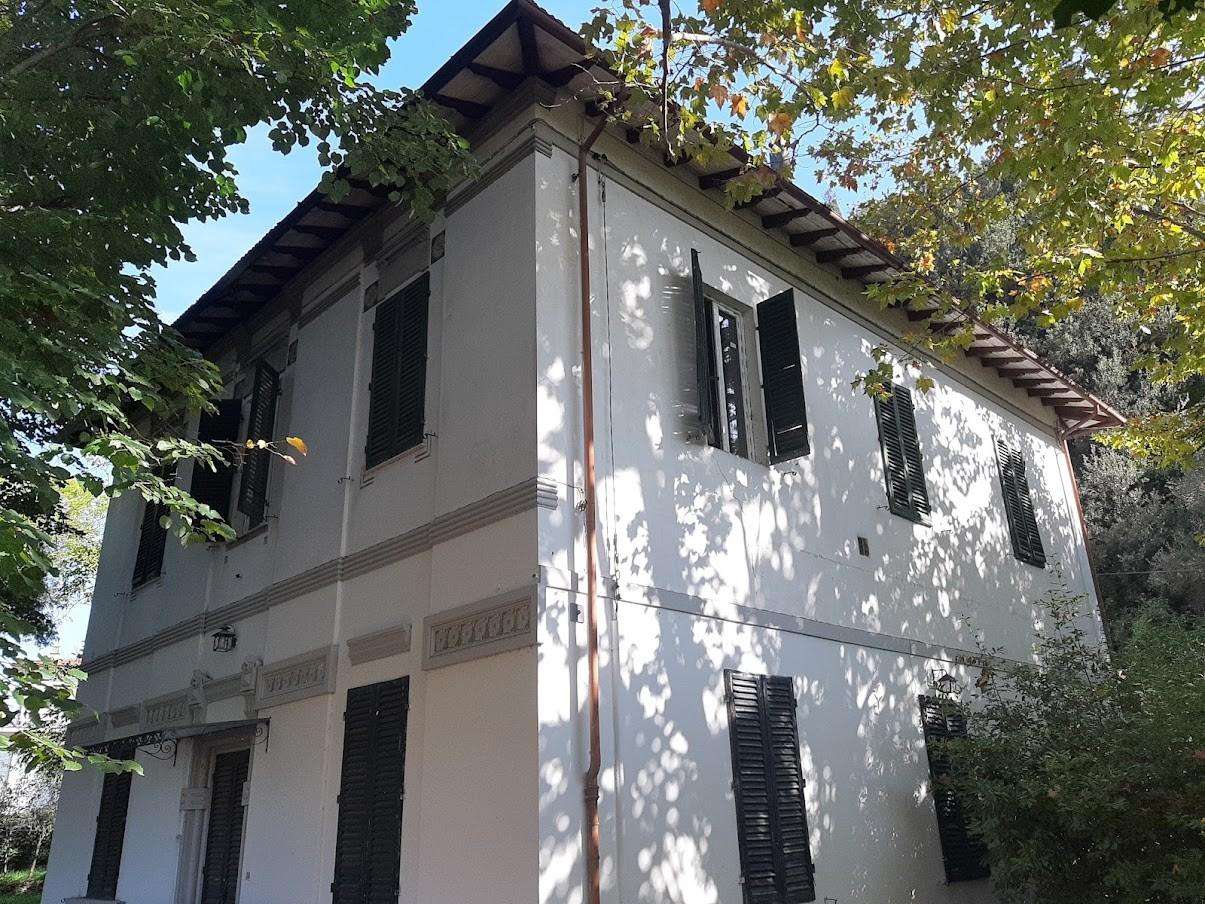 Casa Bi - Trifamiliare in Vendita a San Giuliano Terme S.da Statale , 12