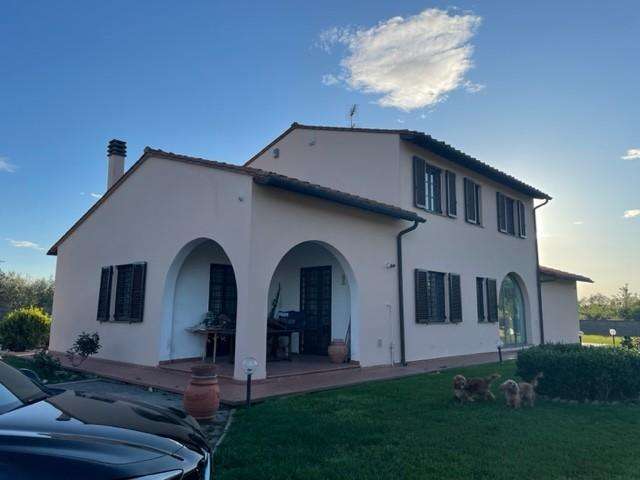Villa in Vendita a San Giuliano Terme Giacomo Puccini