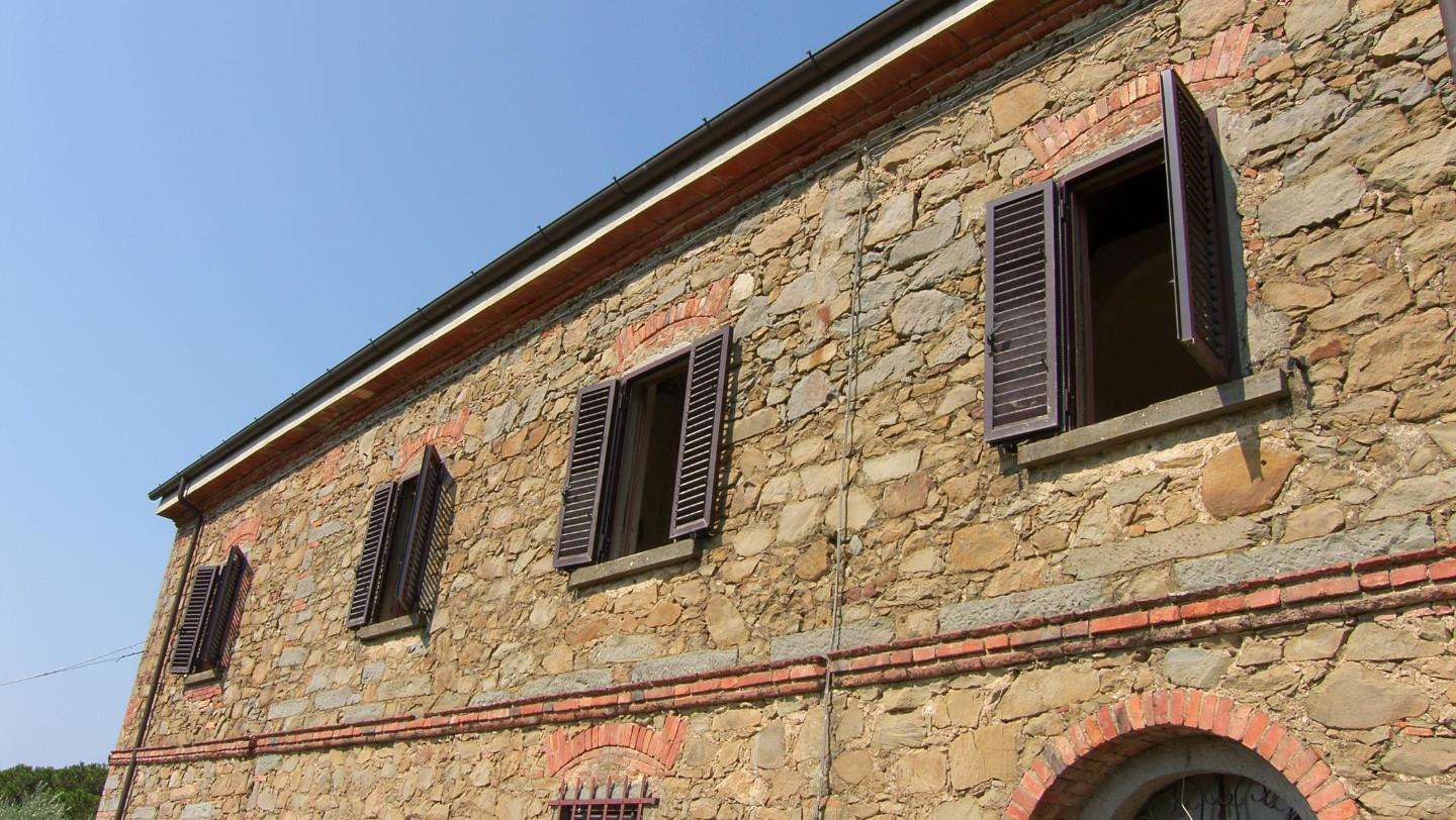 Palazzo - Stabile in Vendita a Lamporecchio Lamporecchio PT,
