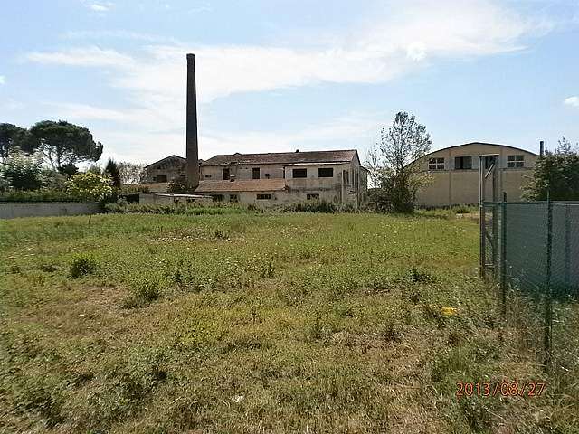 Terreno edificabile in Vendita a Santa Croce sull'Arno SP,