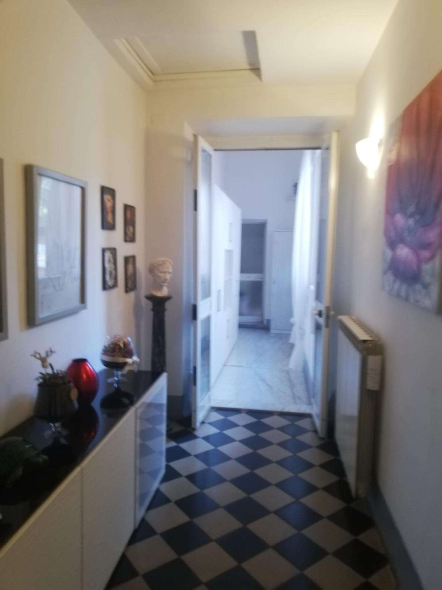 Appartamento in Vendita a Carrara Via VII Luglio,