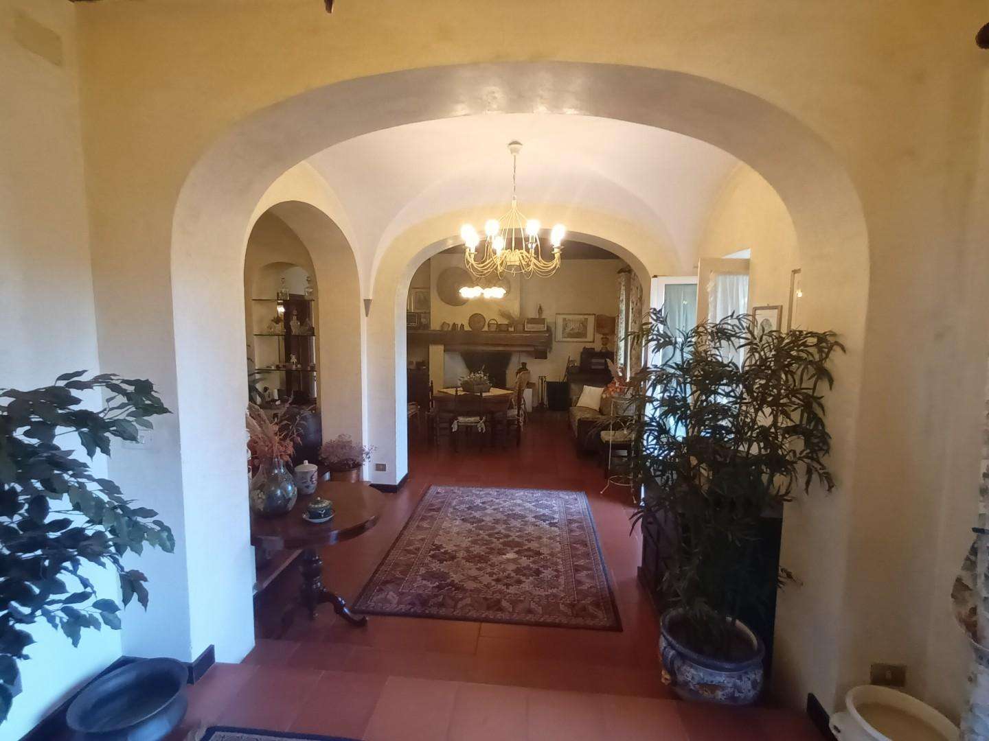 Casa Bi - Trifamiliare in Vendita a Lucca Via di Sant 'Alessio