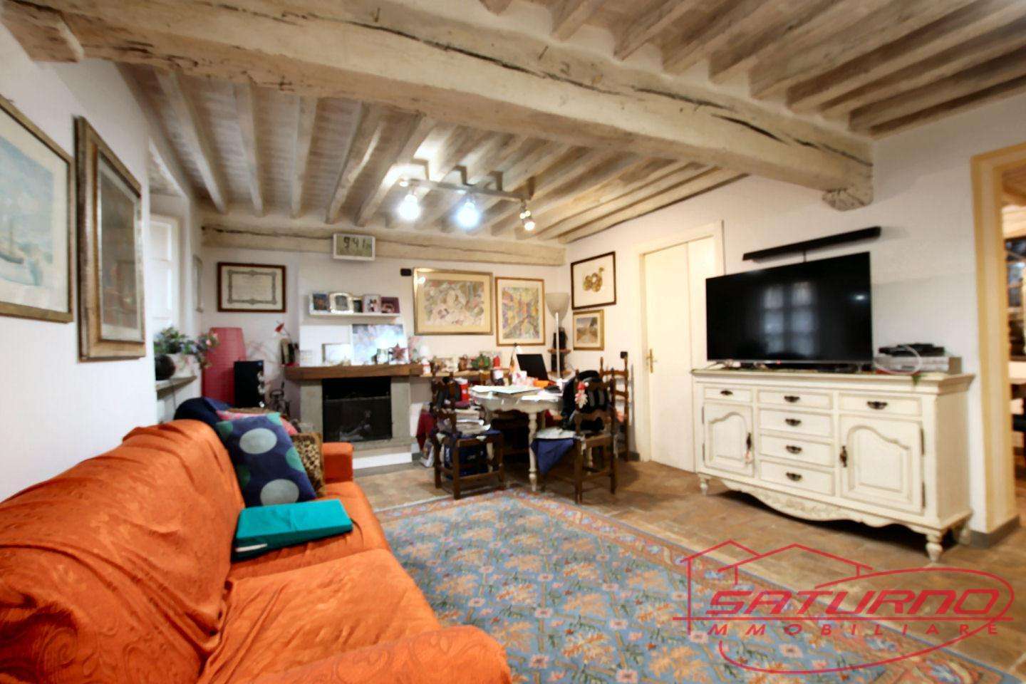 Appartamento in Vendita a Lucca Via della Fratta, 55100