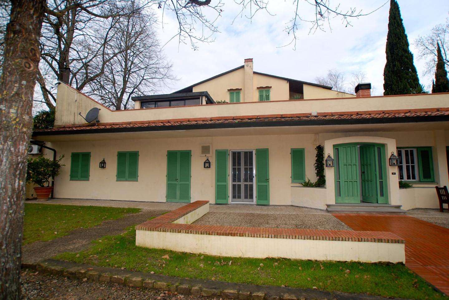 Villa in Vendita a Montopoli in Val d'Arno Via Dante,