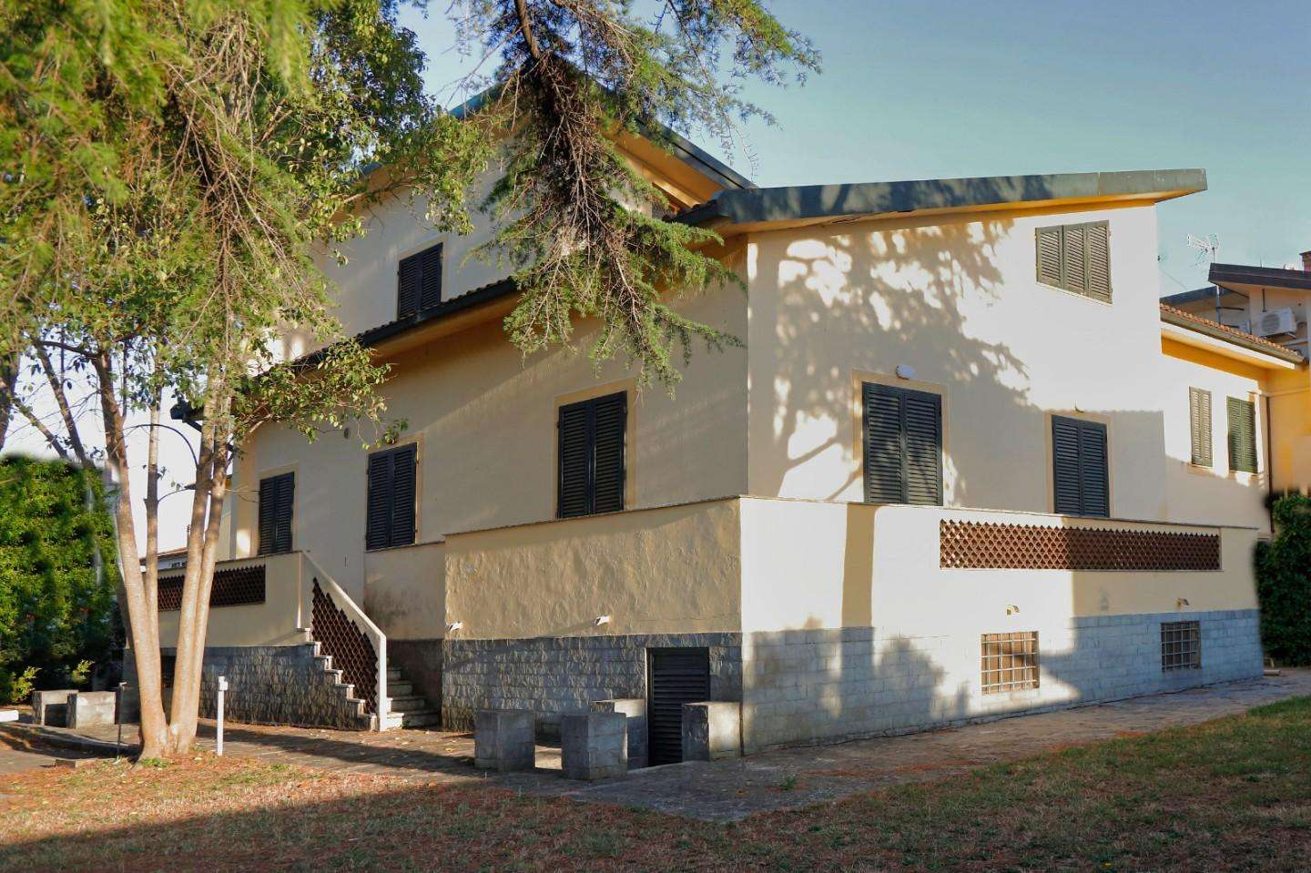 Villa in Vendita a Crespina Lorenzana Via Giuseppe Verdi,