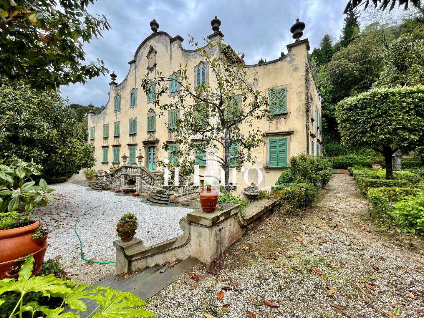 Villa in Vendita a Massarosa Via Sarzanese Sud, 2161