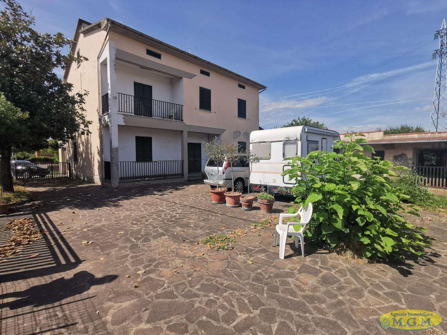Appartamento in Vendita a Santa Croce sull'Arno Via delle Confina,