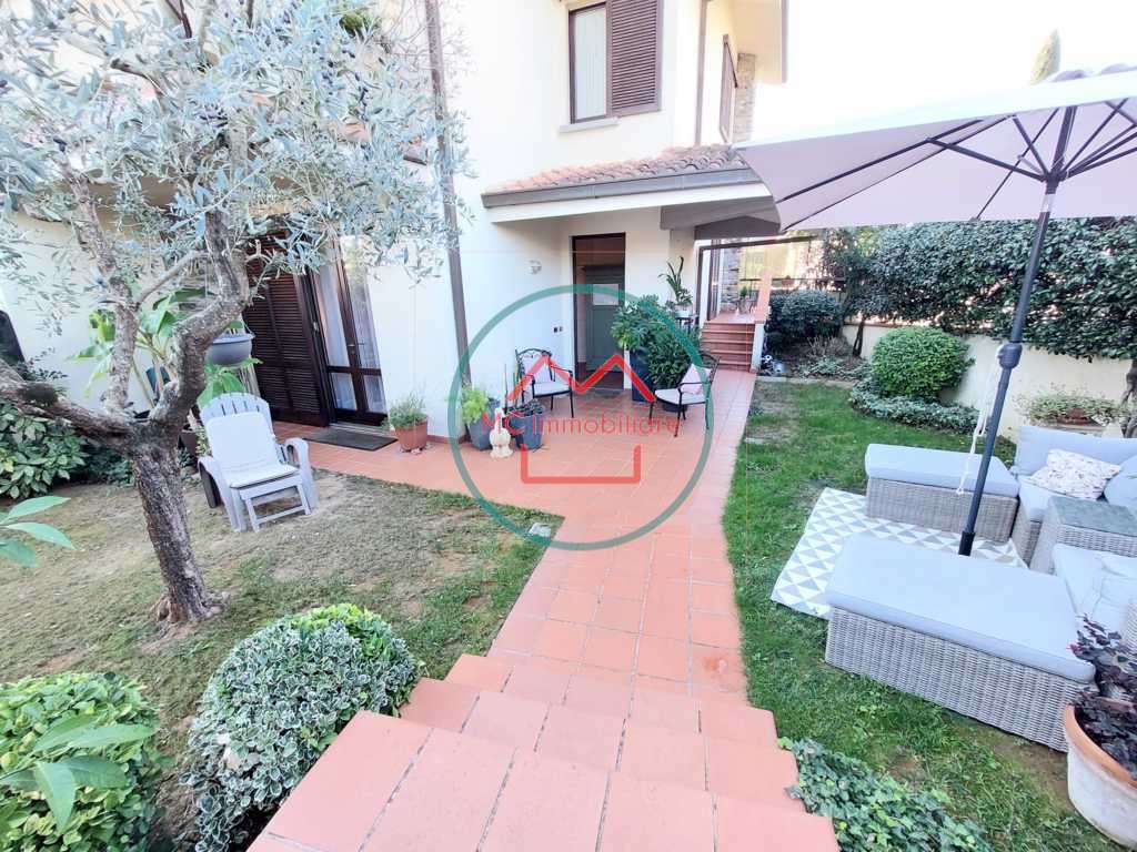 Casa Bi - Trifamiliare in Vendita a Buggiano Via D.Anzilotti,