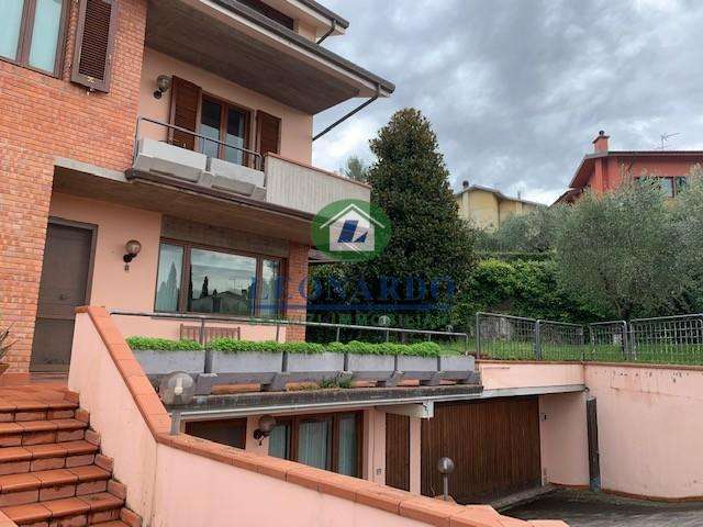Casa Bi - Trifamiliare in Vendita a Montecatini Terme Via Arrigo Boito,