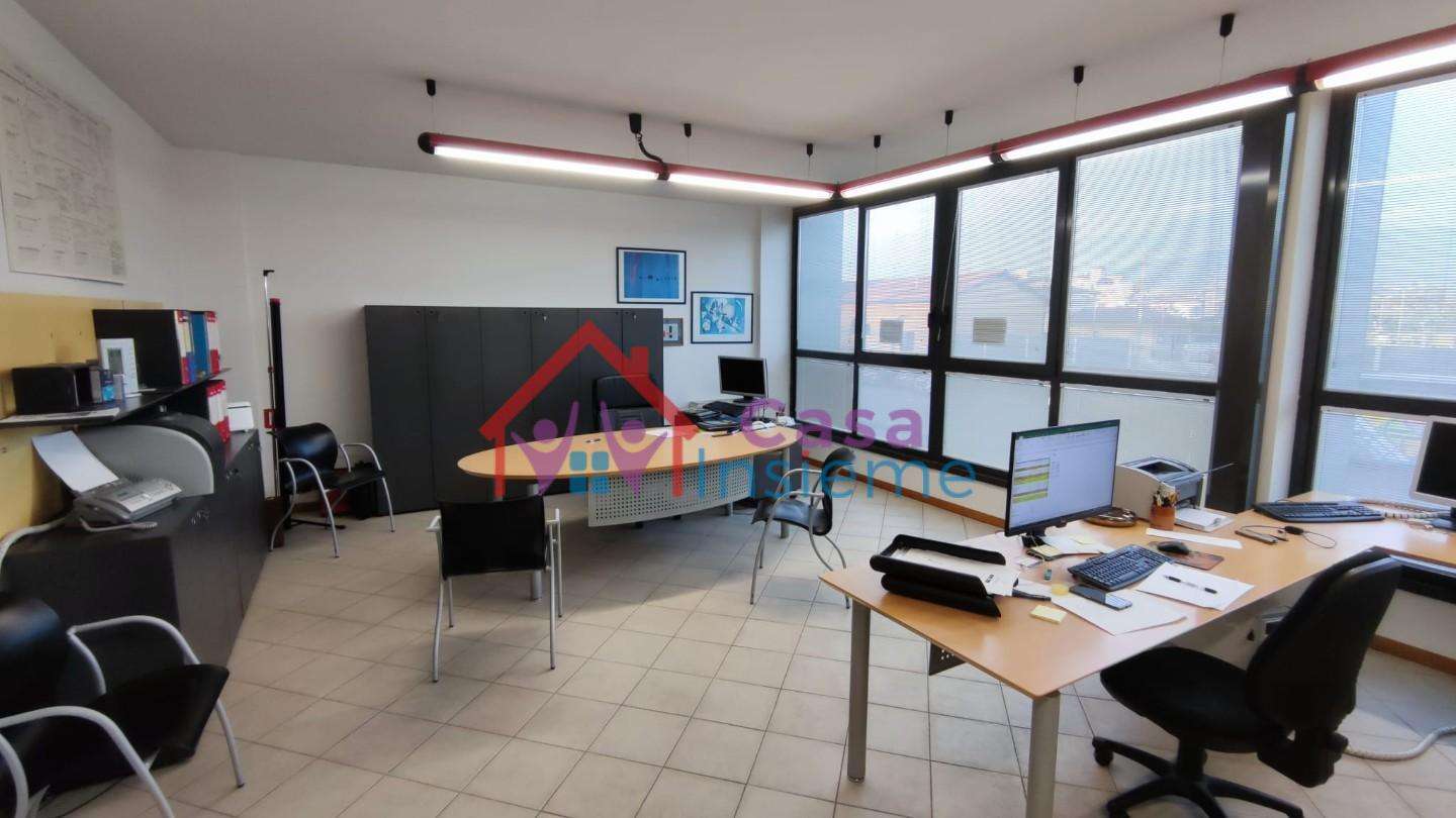Ufficio in Vendita a Figline e Incisa Valdarno Via Vittorio Locchi, 7