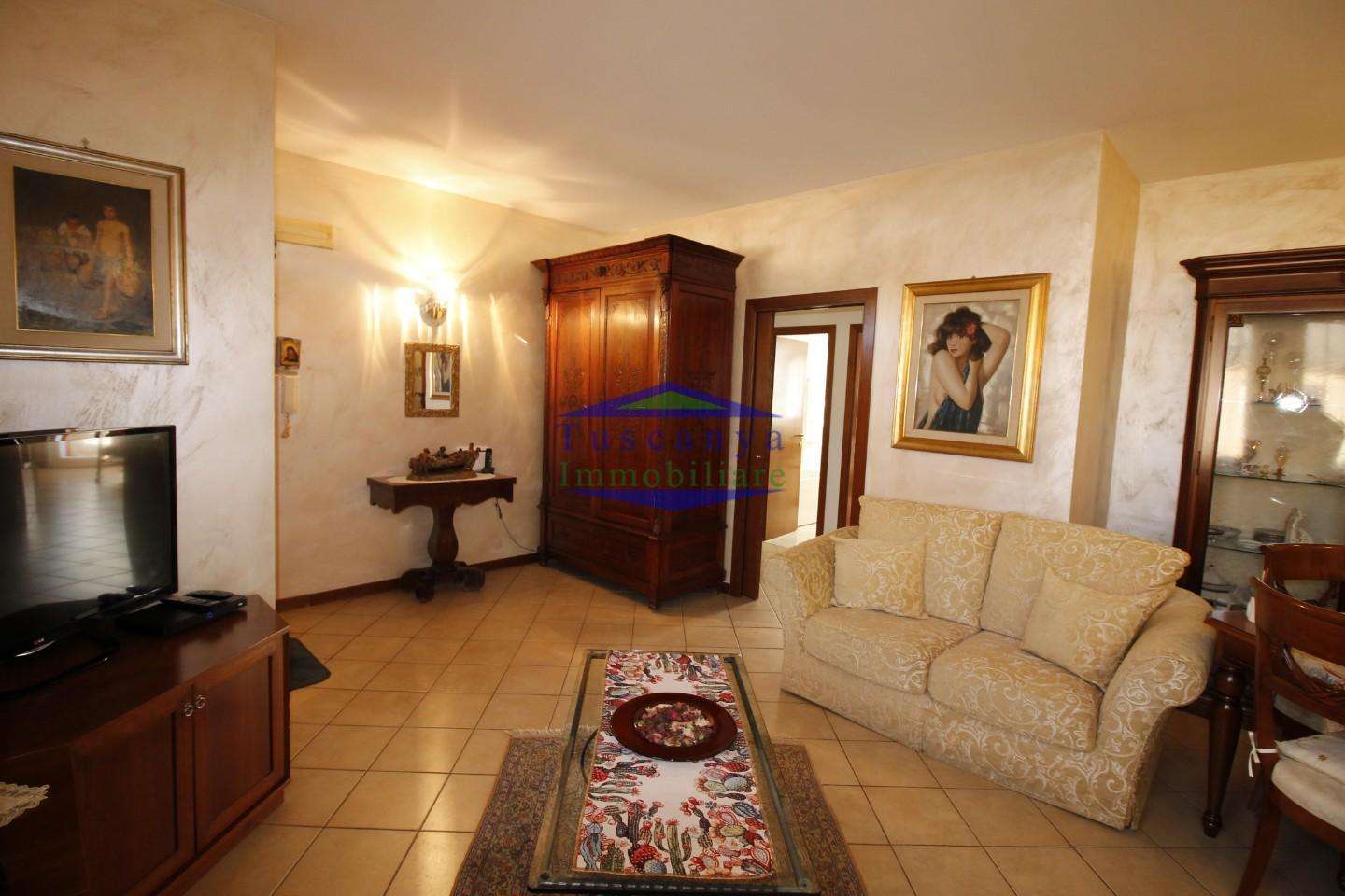 Appartamento in Vendita a Colle di Val d'Elsa Via dello Spuntone, 53034