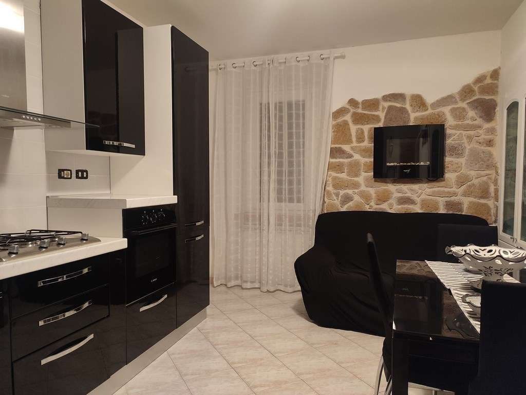 Appartamento in Vendita a Carrara Miseglia
