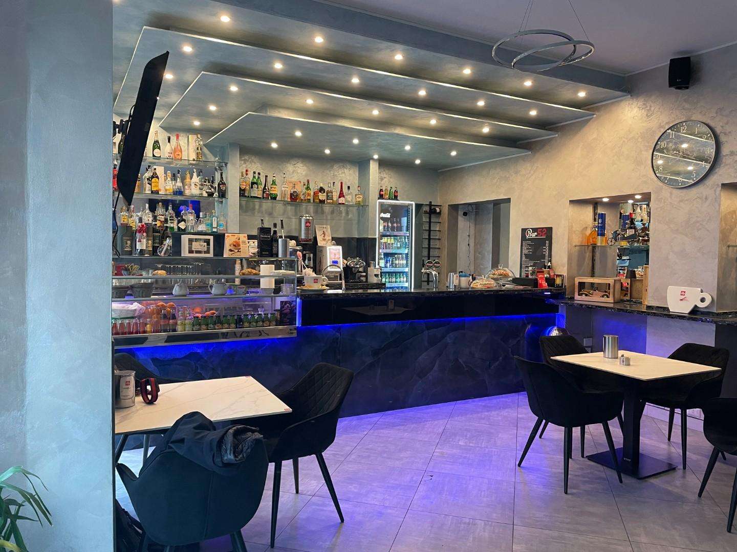 Bar - Pub e Locali notturni in Vendita a Torino Via Venarìa, 52