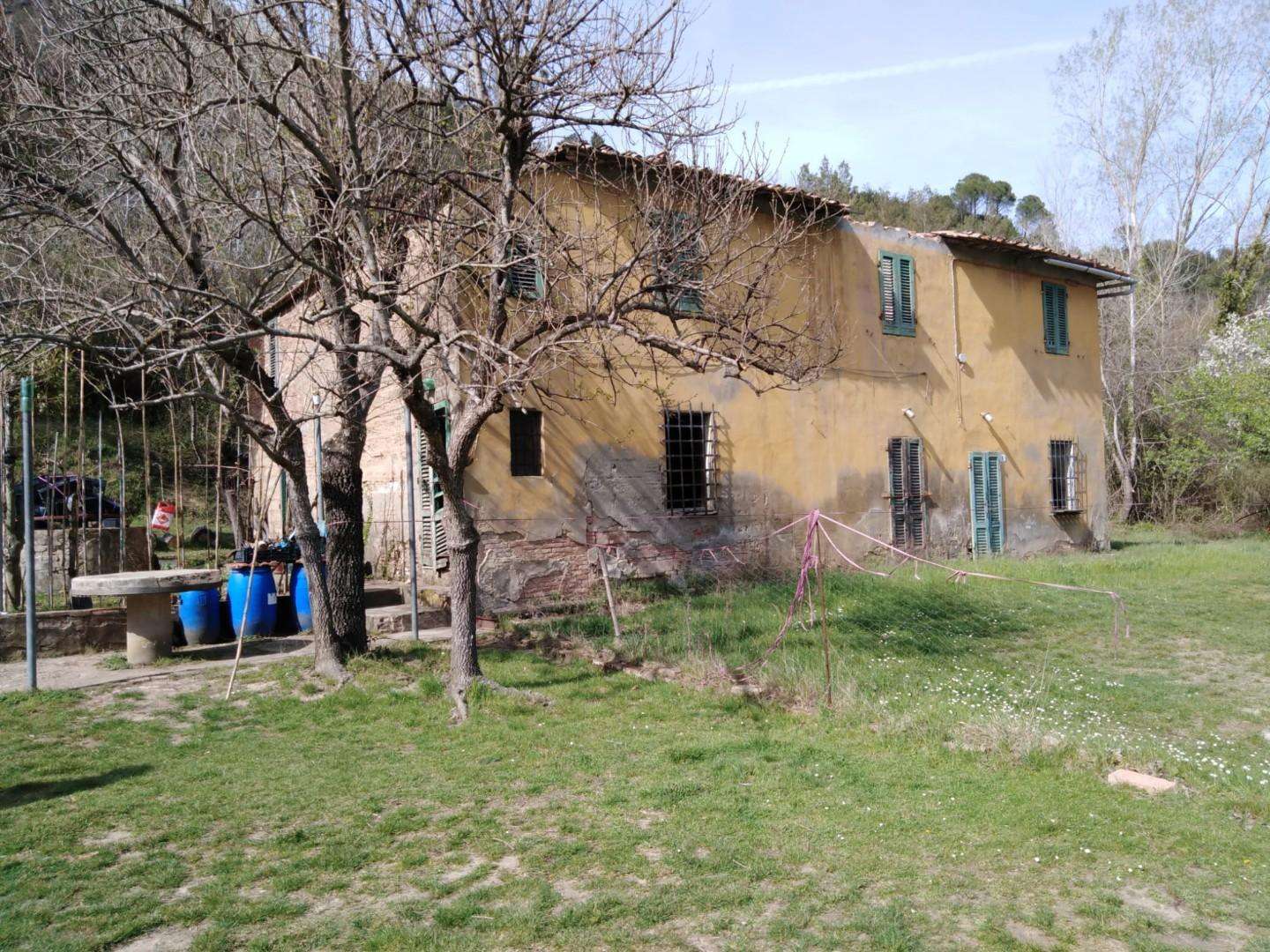 Casale in Vendita a Montopoli in Val d'Arno Montopoli PI,