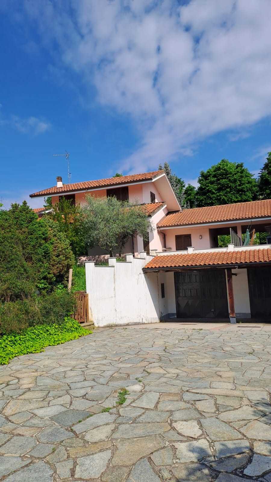 Villa in Affitto a Pino Torinese strada san Felice