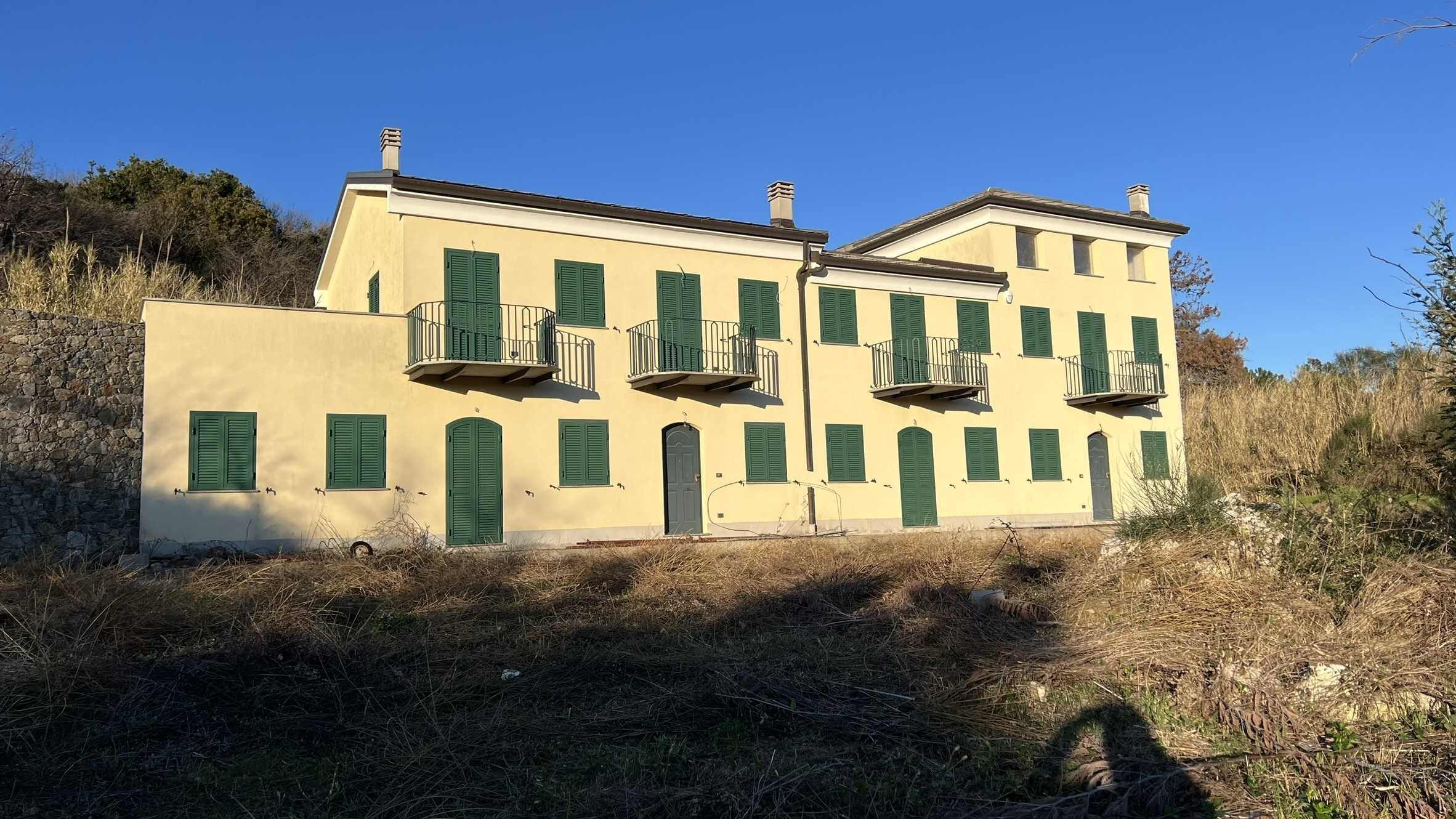 Casa indipendente in Vendita a Savona Via Ciantagalletto