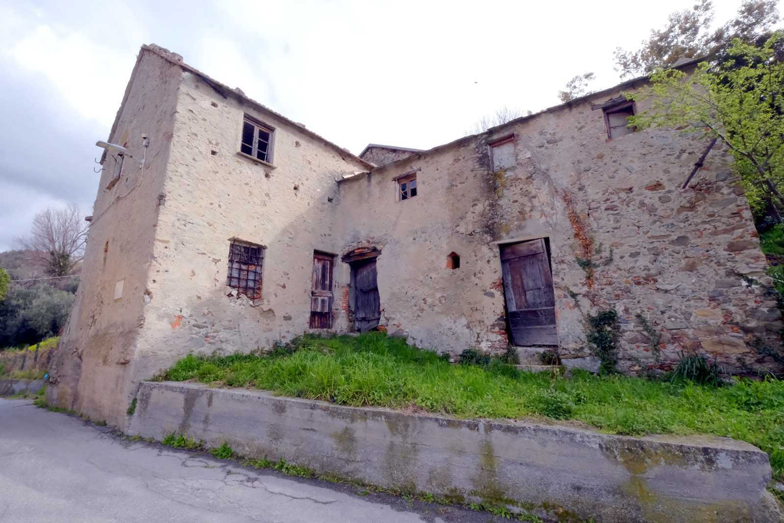 Casa indipendente in Vendita a Celle Ligure Via Melina