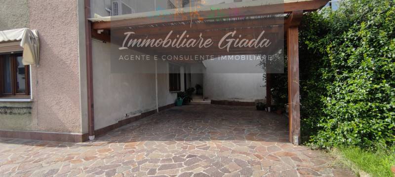 Casa Bi - Trifamiliare in Vendita a Vittorio Veneto San Giacomo di Veglia