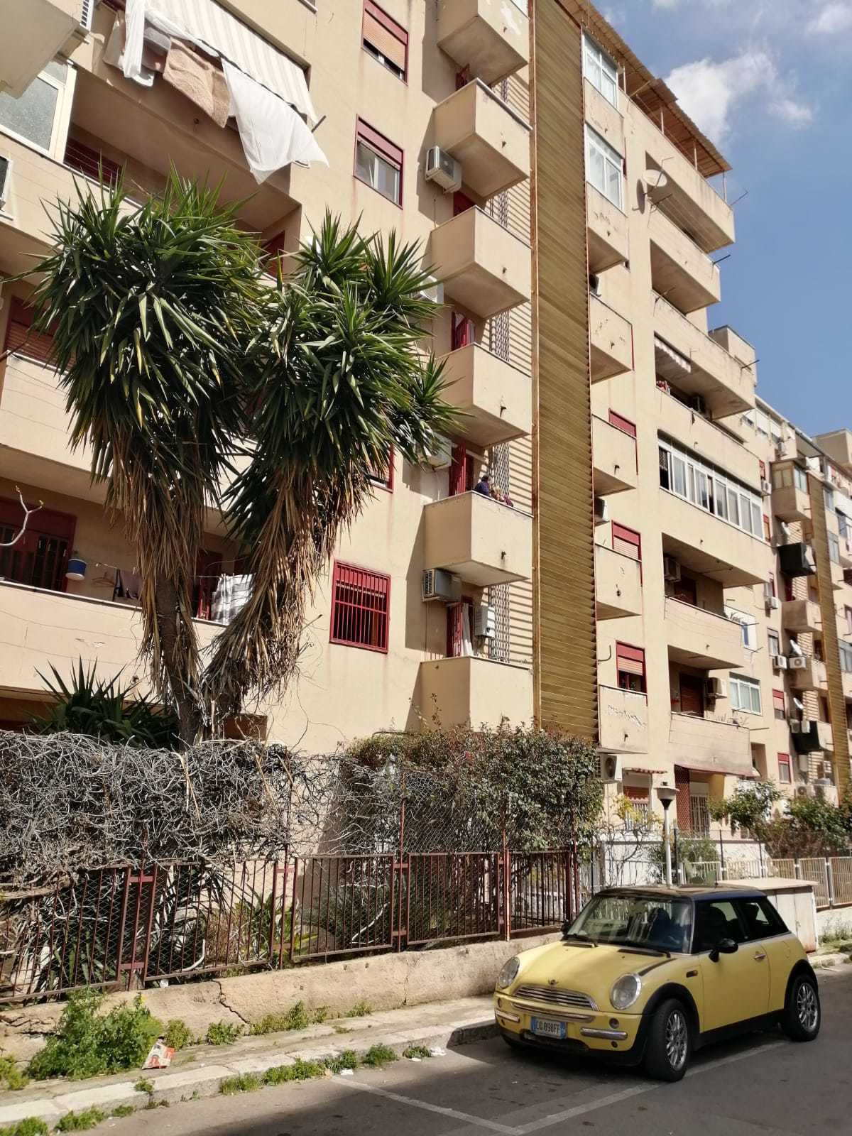 Appartamento in Vendita a Palermo Via Cartagine