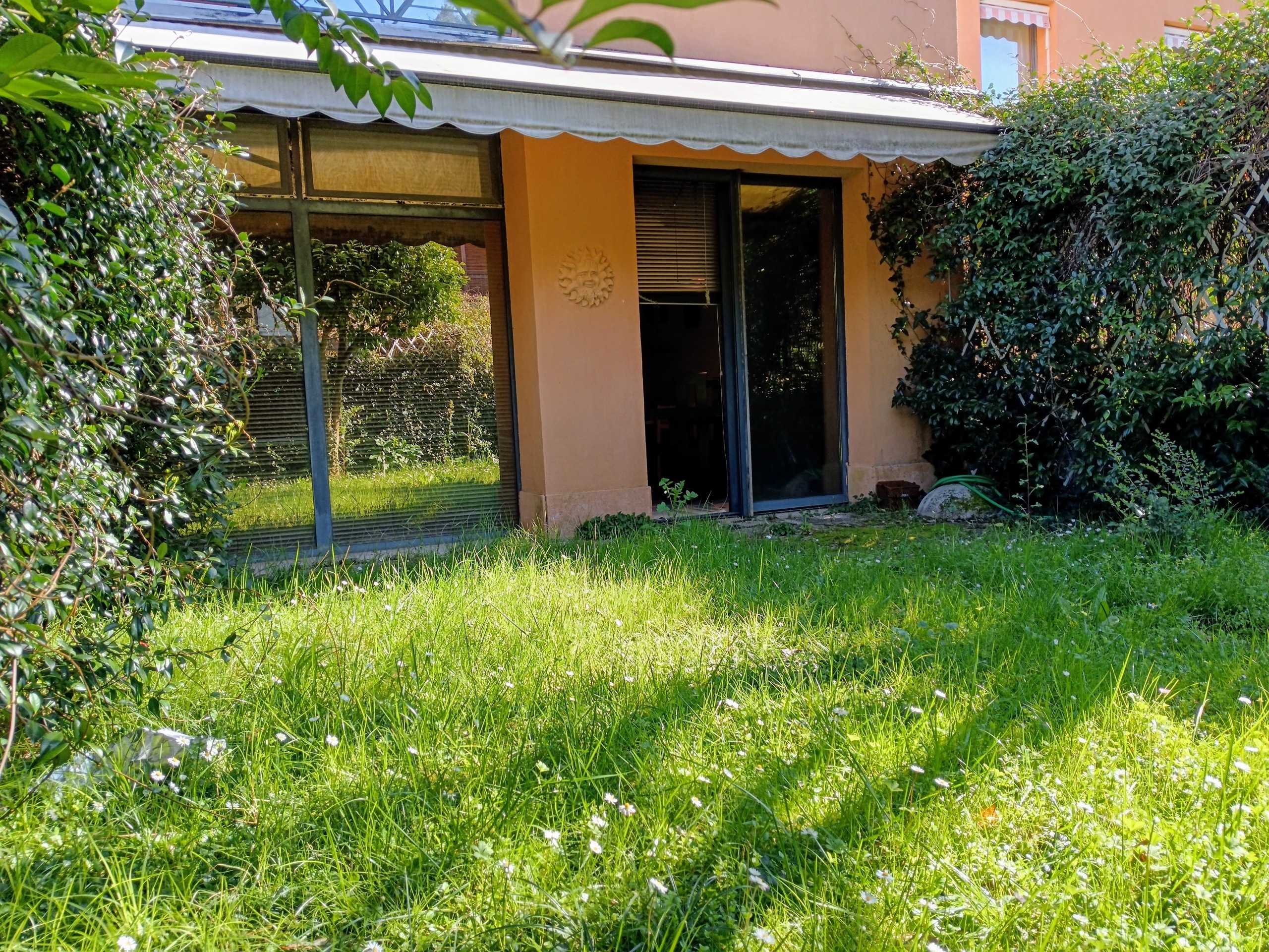 Appartamento in Vendita a Ameglia via Pisanello