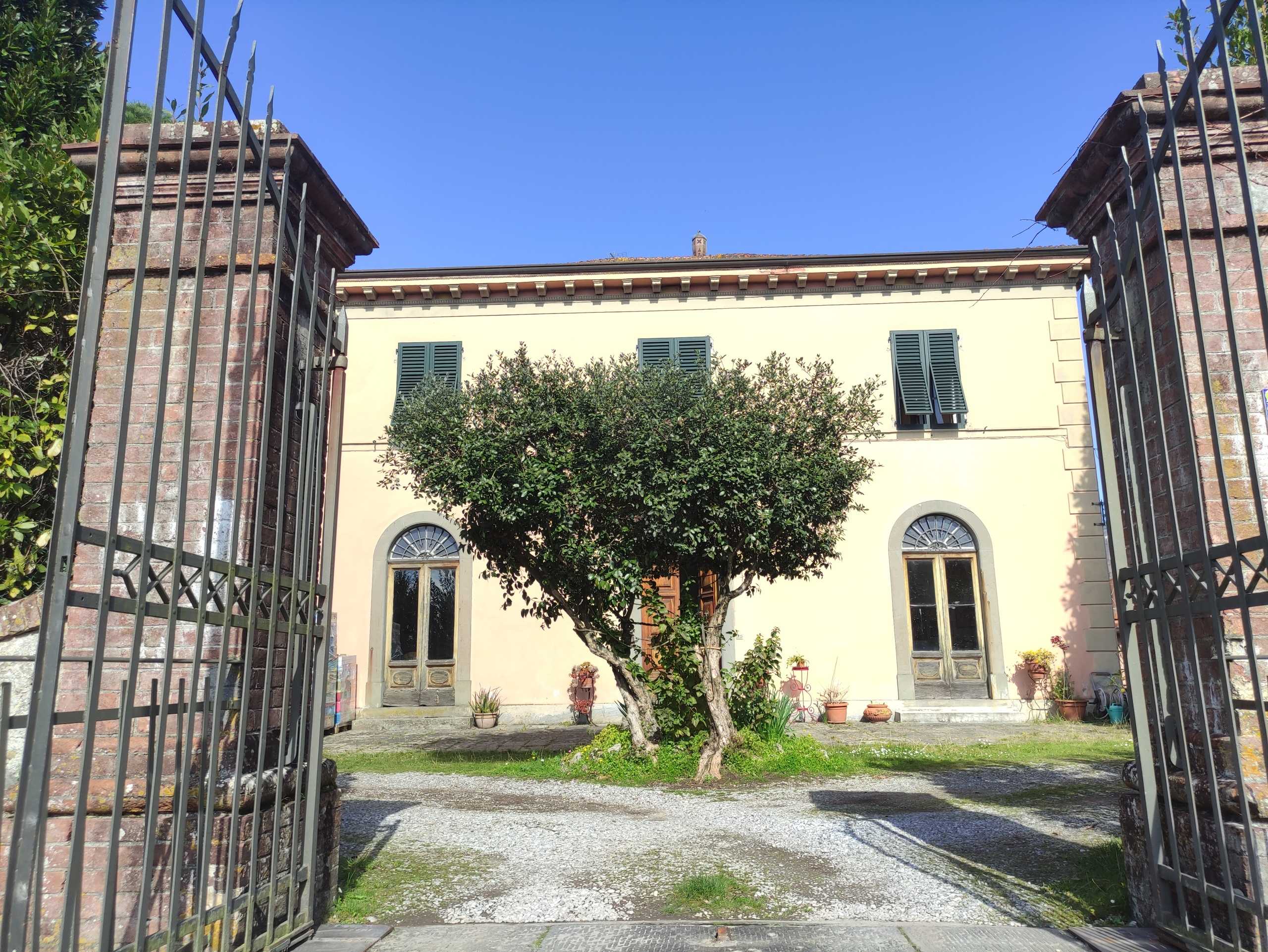 Casa indipendente in Vendita a Capannori Via della Chiesa in Marlia