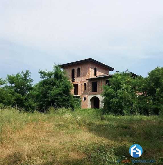 Terreno edificabile in Vendita a San Polo d'Enza Via Pontenovo