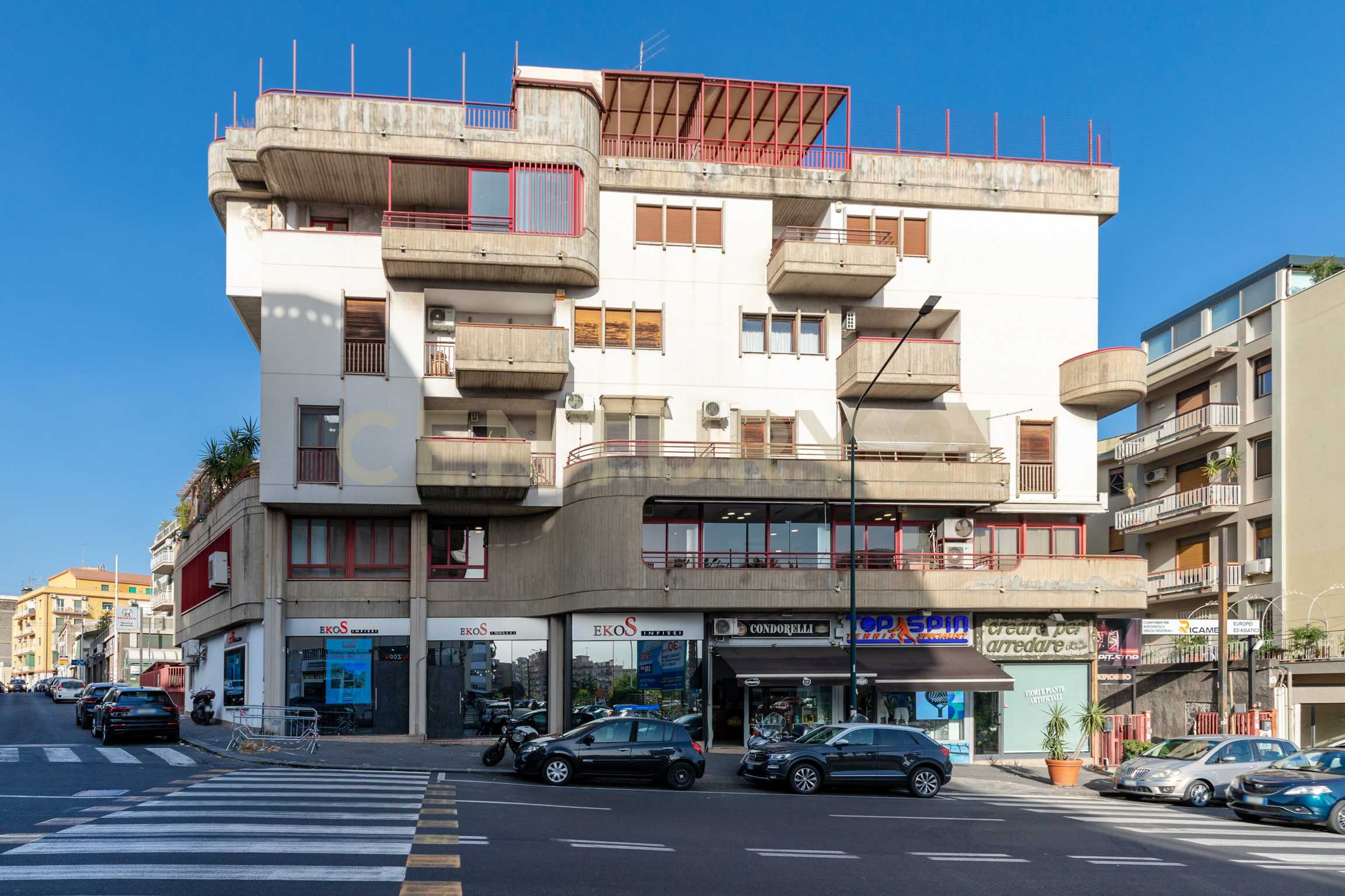 Appartamento in Affitto a Catania Via Menza
