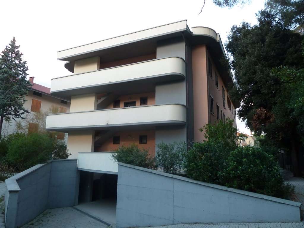 Appartamento in Affitto a Rosignano Marittimo