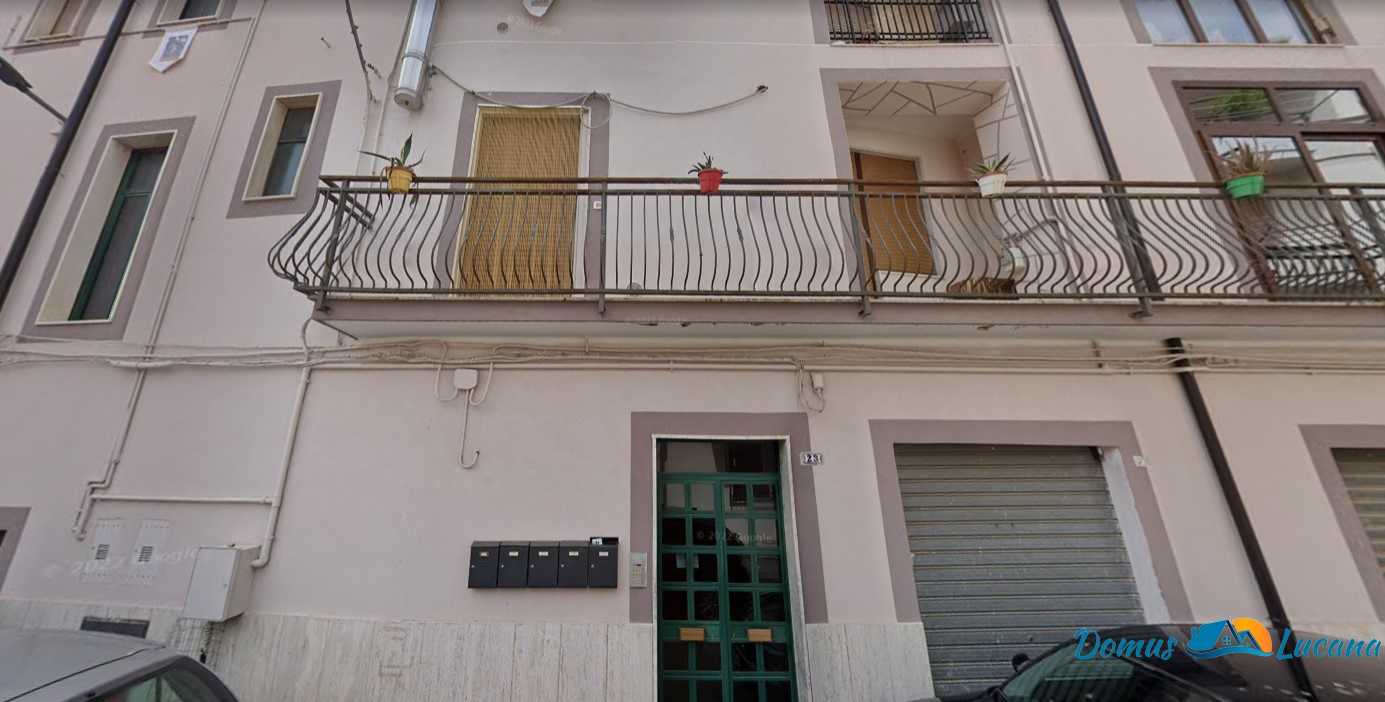 Appartamento in Vendita a Pomarico Via Papa Giovanni XXIII