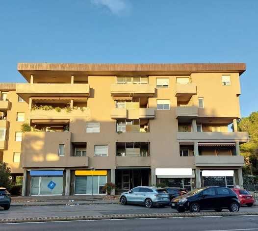 Appartamento in Vendita a Prato Via Giuseppe Catani