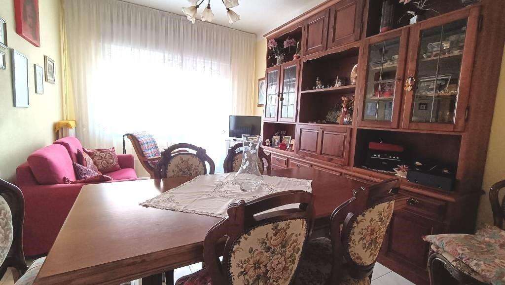 Appartamento in Vendita a Carrara Villaggio S. Luca, 61