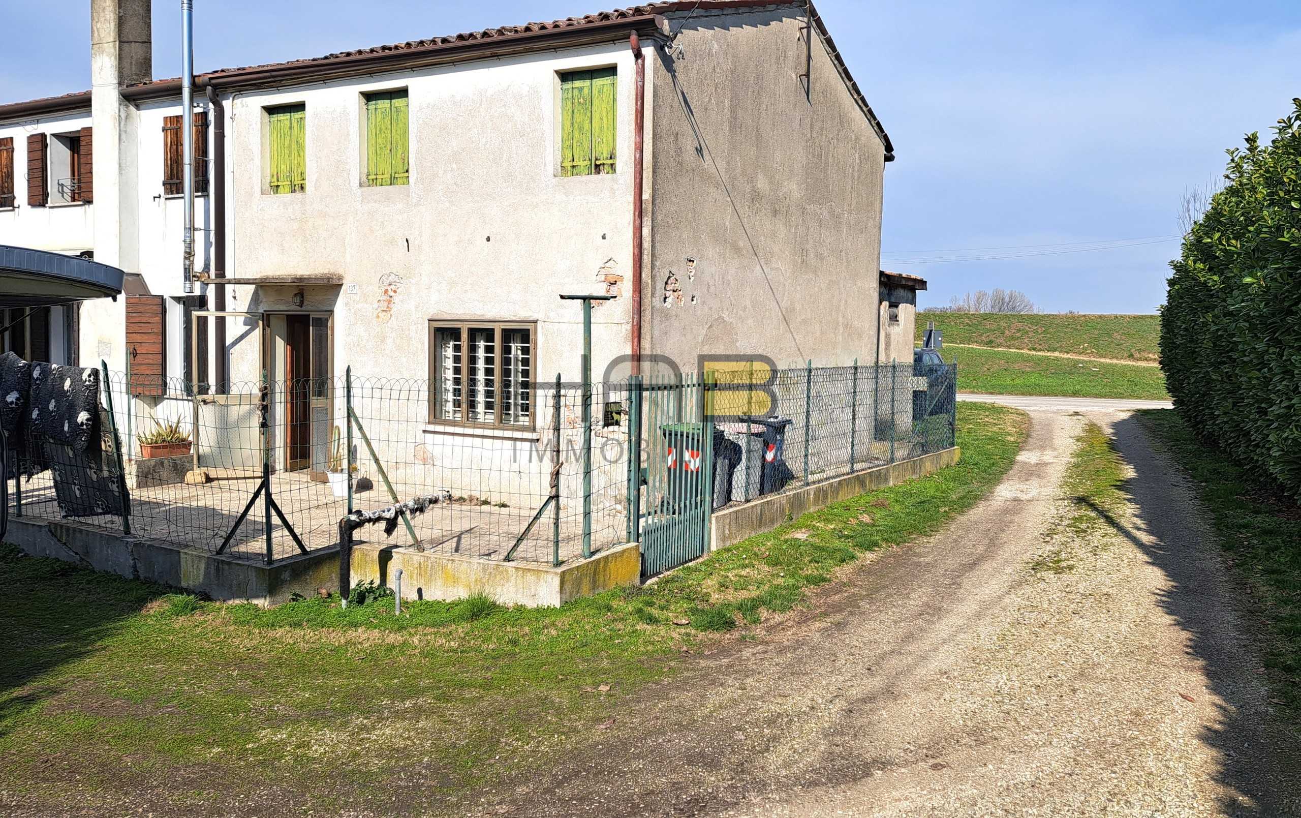 Casa indipendente in Vendita a Ponte San Nicolò Via Norbiato Antonio