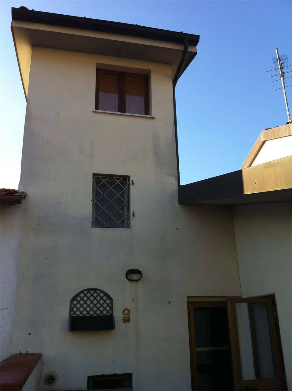 Porzione di casa in Vendita a Montecatini Terme Montecatini Alto