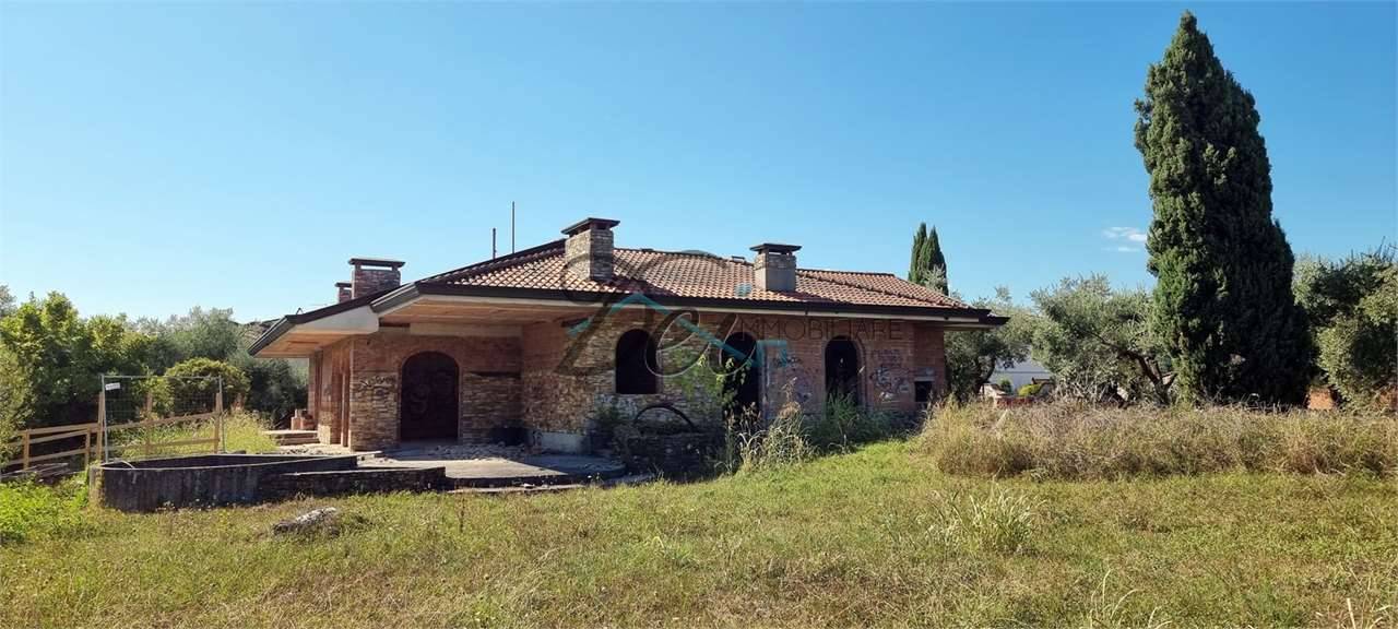 Villa in Vendita a Capannori
