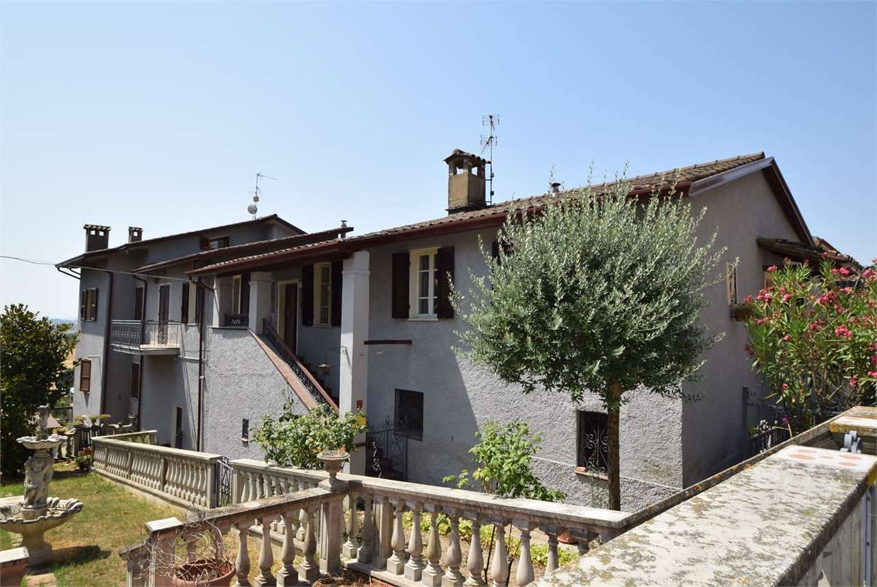 Casa Bi - Trifamiliare in Vendita a Perugia Pila