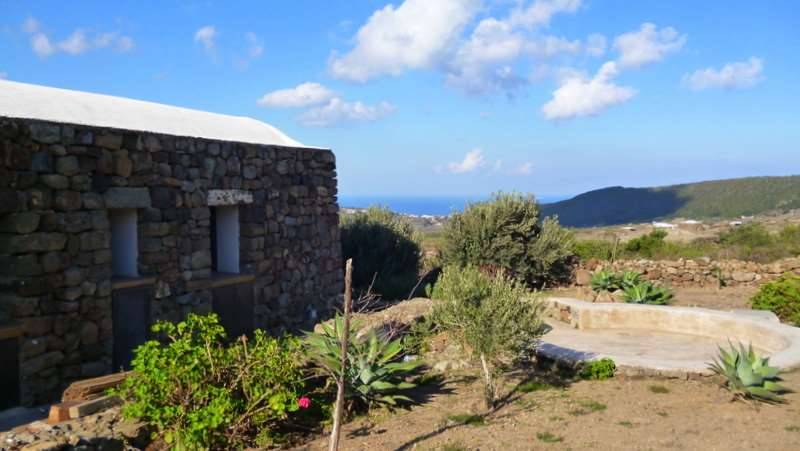 Casa indipendente in Vendita a Pantelleria Khamma - Tracino
