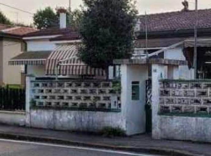 Casa Bi - Trifamiliare in Vendita a Legnago Porto