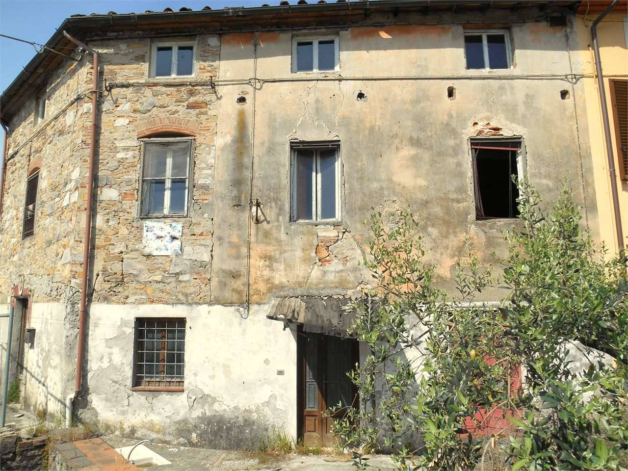 Porzione di casa in Vendita a Capannori