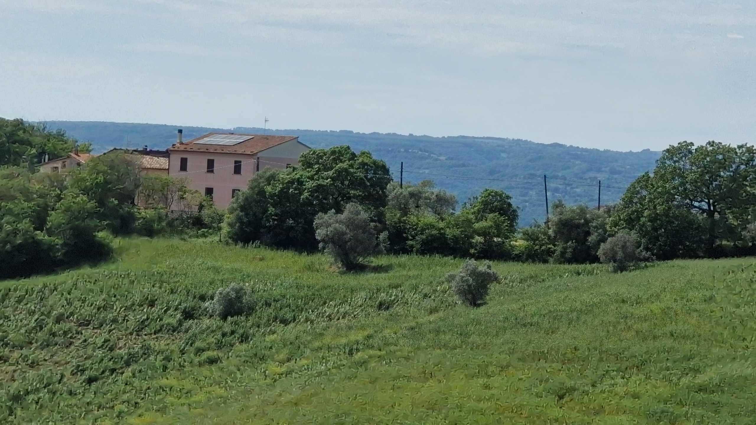 Casa indipendente in Vendita a Lugnano in Teverina VOCABOLO CERQUELASCE