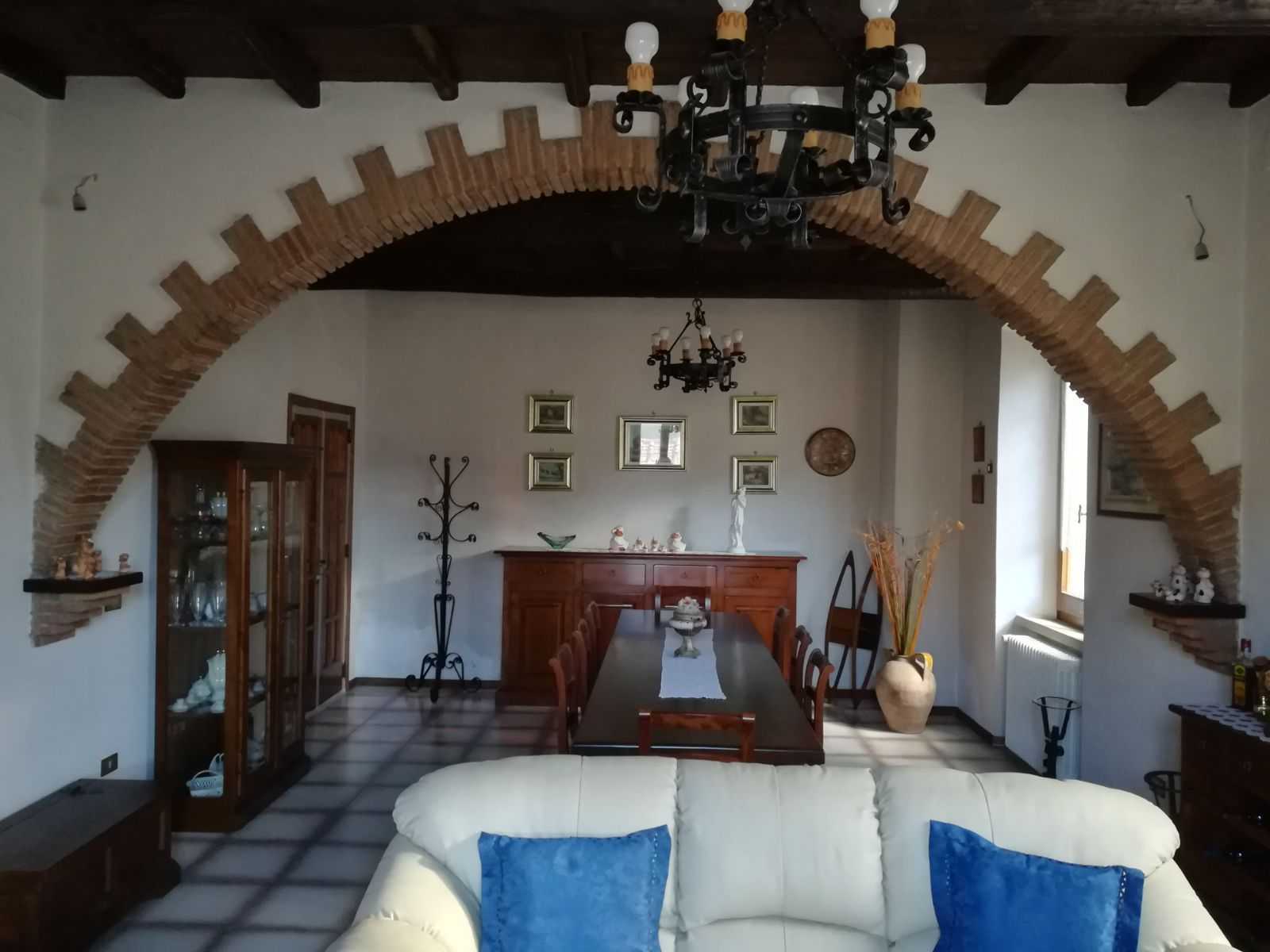Porzione di casa in Vendita a Montecchio melezzole